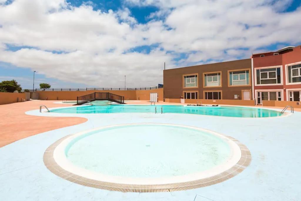 Las Dunas Corralejo Home With Swimming Pool מראה חיצוני תמונה